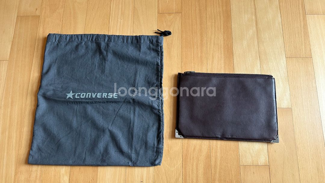 알렉산더왕 ALEXANDER WANG 클러치 지갑 정품--2