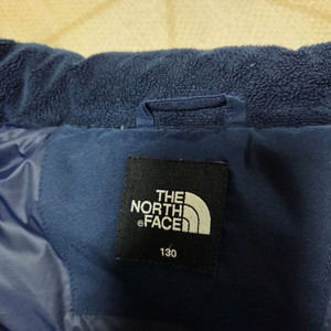 노스페이스 키즈 패딩 130 사이즈 팝니다