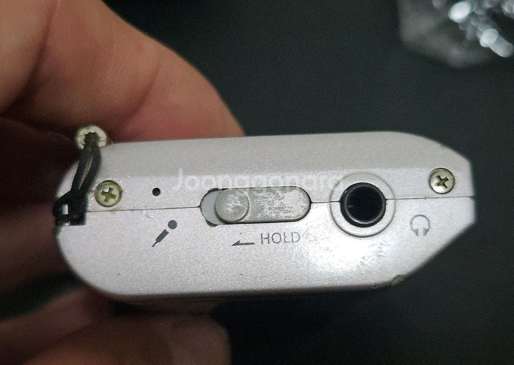 아이리버 256메가 mp3 팝니다.--6