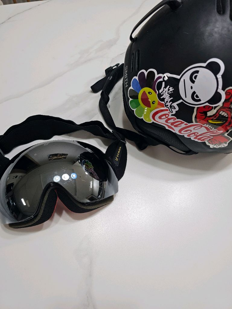 스미스 스노우보드 스키 헬맷 이미지