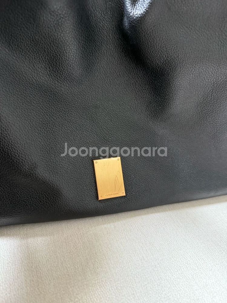 쿠론 소가죽 토트 크로스백--3