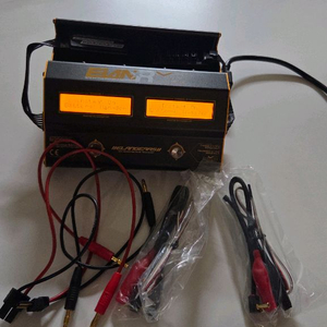 트랙사스 서밋1/8 RC카 충전기포함