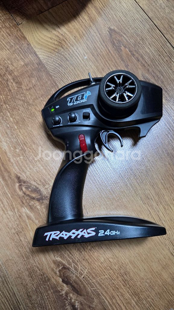 트랙사스 서밋1/8 RC카 충전기포함--6
