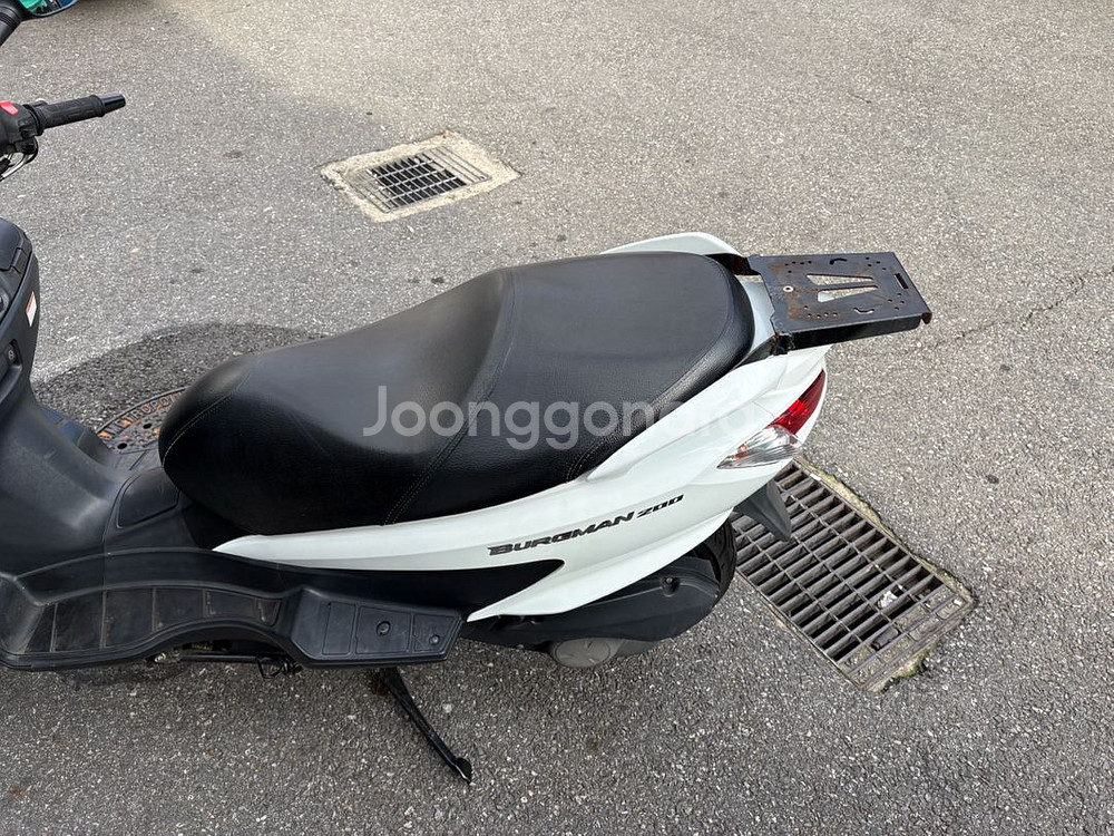 서울 스즈키 버그만 200 21년식 상태양호 차량--5