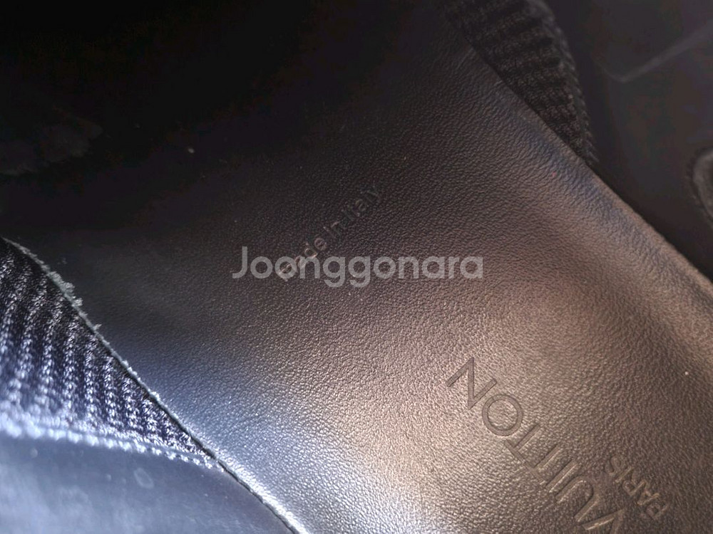 (A+급)루이비통 슬라럼 스니커즈 7사이즈--7