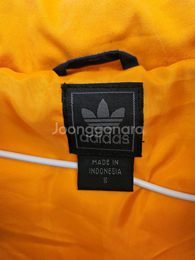 아디다스 패딩조끼 s사이즈 판매합니다.^^--1