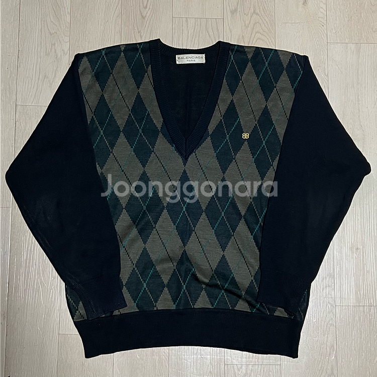 발렌시아가 파리 아가일 패턴 브이넥 니트 2XL/110--0