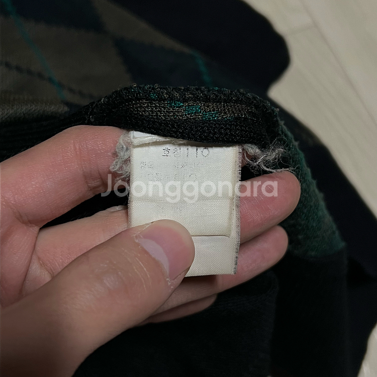 발렌시아가 파리 아가일 패턴 브이넥 니트 2XL/110--5