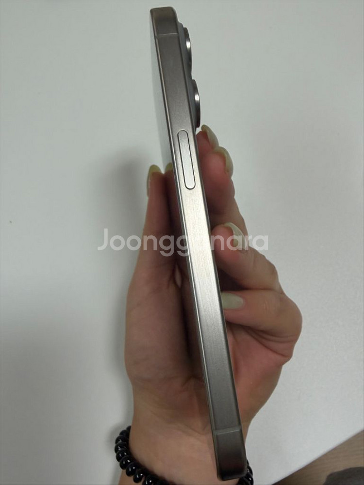 아이폰15프로 128GB 내추럴티타늄 배터리 100%--1