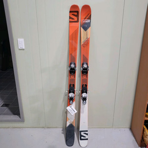 살로몬 뉴스쿨 프리스타일 스키 176cm