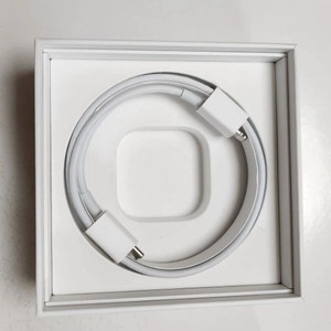 애플 정품 c to 라이트닝(8핀) 케이블 미사용