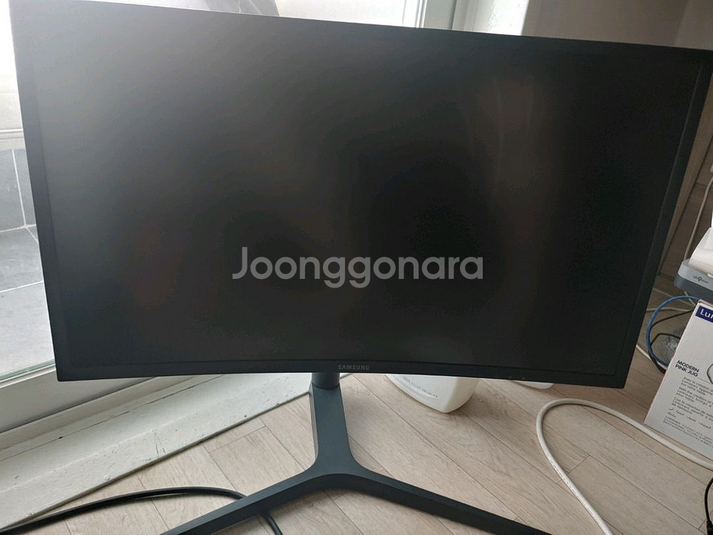 삼성 모니터 C27HG70QQK 부품용(액정파손)--0