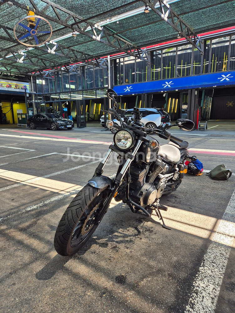 야마하 볼트 950 R-Spec 판매--8