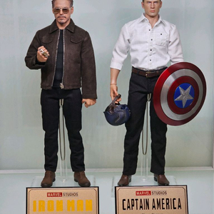 핫토이x 토니스타크, 스티브로저스 엔드게임 화해장면