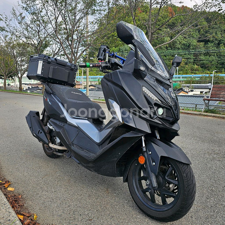SYM 크루심 알파300cc 퀴터급 빅스쿠터 22년식--7