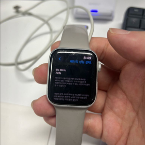 애플워치 se1 44mm 팝니다.