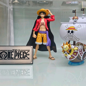 shf 오니가시마 루피 + 커스텀망토 + 프라모델 일괄