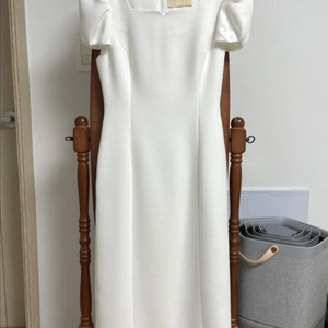 플로움 Classic Sandersonia Dress