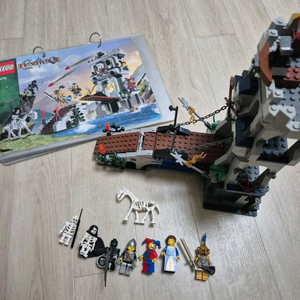 레고 7079 캐슬 도개교 팝니다