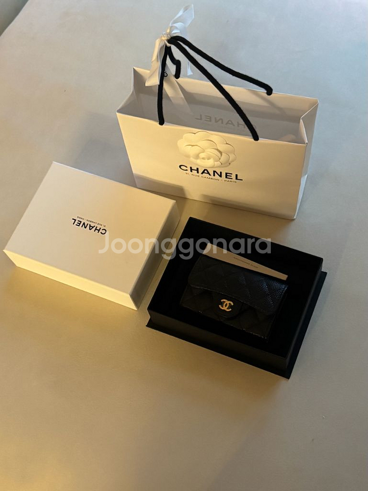 샤넬 캐비어 카드지갑 금장 영수증포함 새상품--0