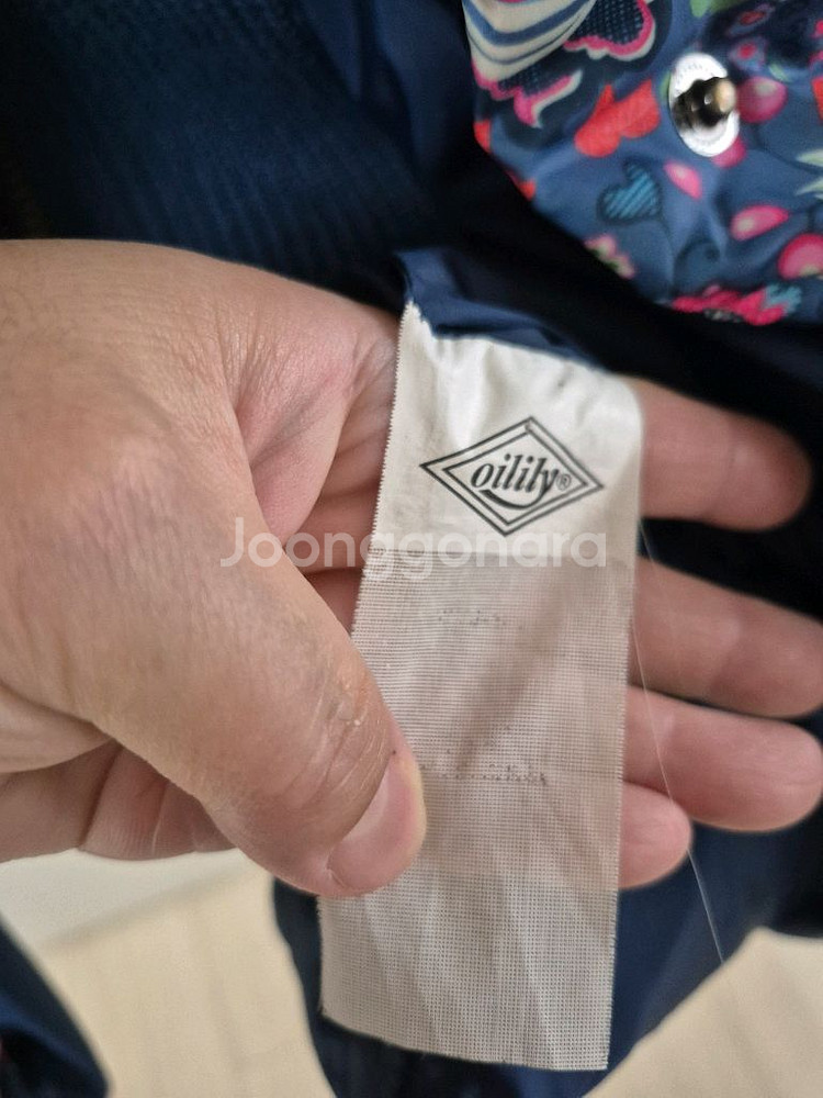 오일릴리 OILILY 패딩 (덕다운)L사이즈 택포7만원--9