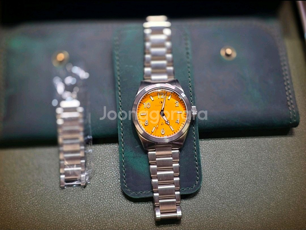 clemence(클레멘스)먼로 옐로우 시계--2