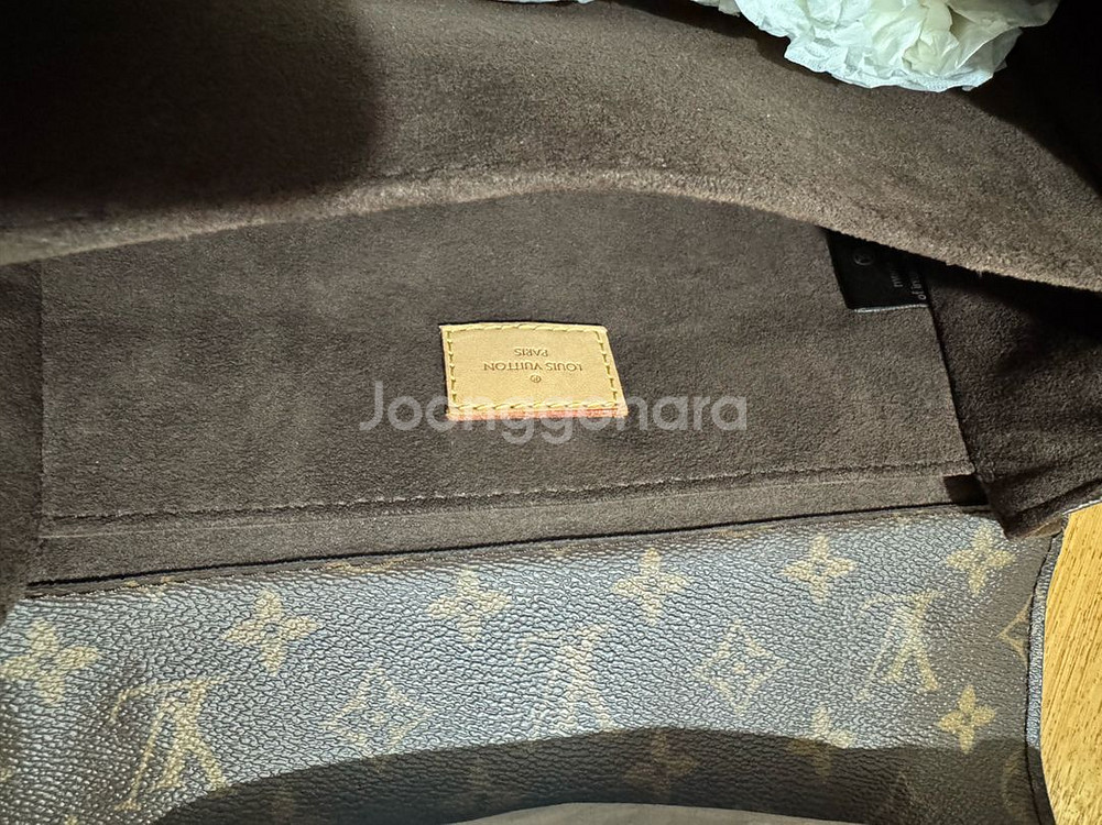 루이비통 포쉐트메티스--4