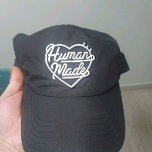 휴먼메이드 5 패널 나일론 캡 블랙입니다