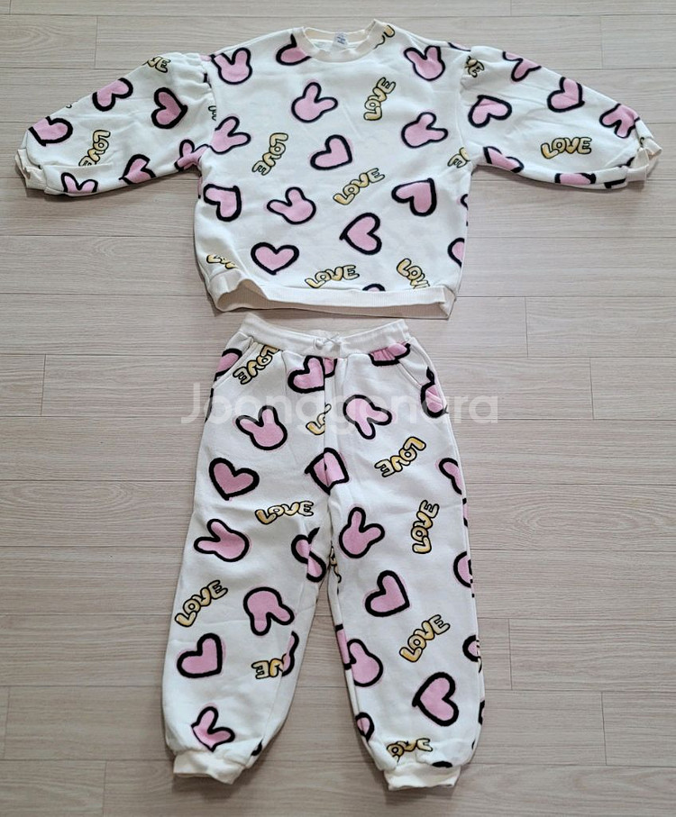 여아 겨울 상하복(사이즈 130)--0