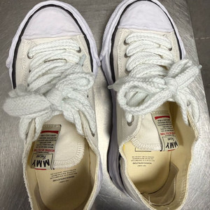 미하라 야스히로 피터슨23 화이트 팝니다