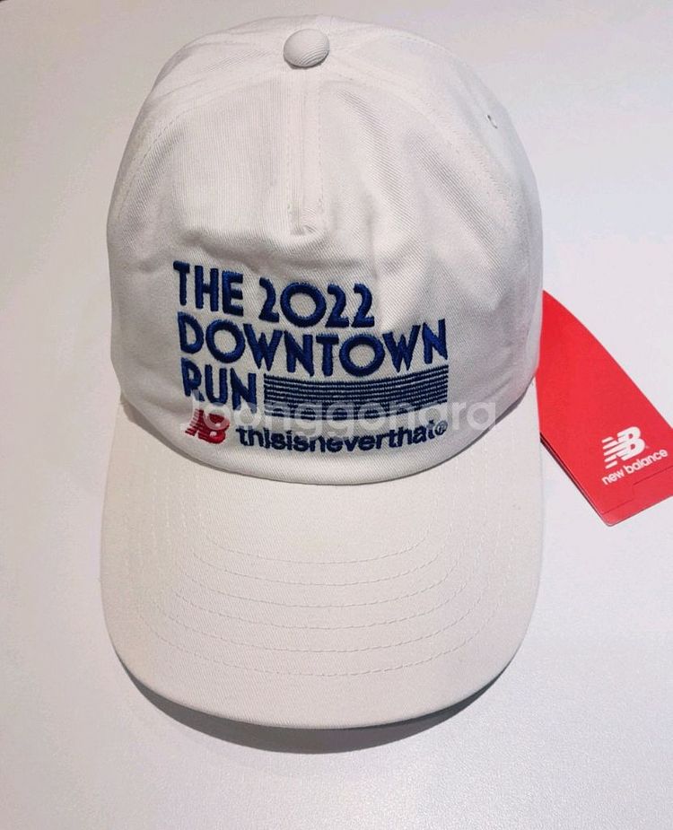 (새상품) 디스이즈네버댓 X 뉴발란스 스냅백--1