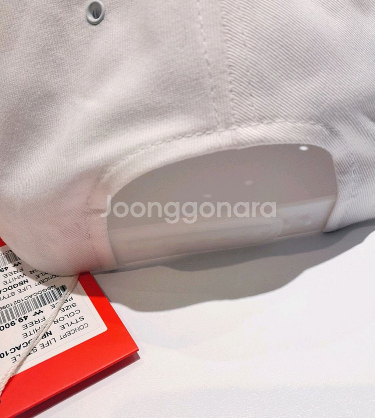 (새상품) 디스이즈네버댓 X 뉴발란스 스냅백--4