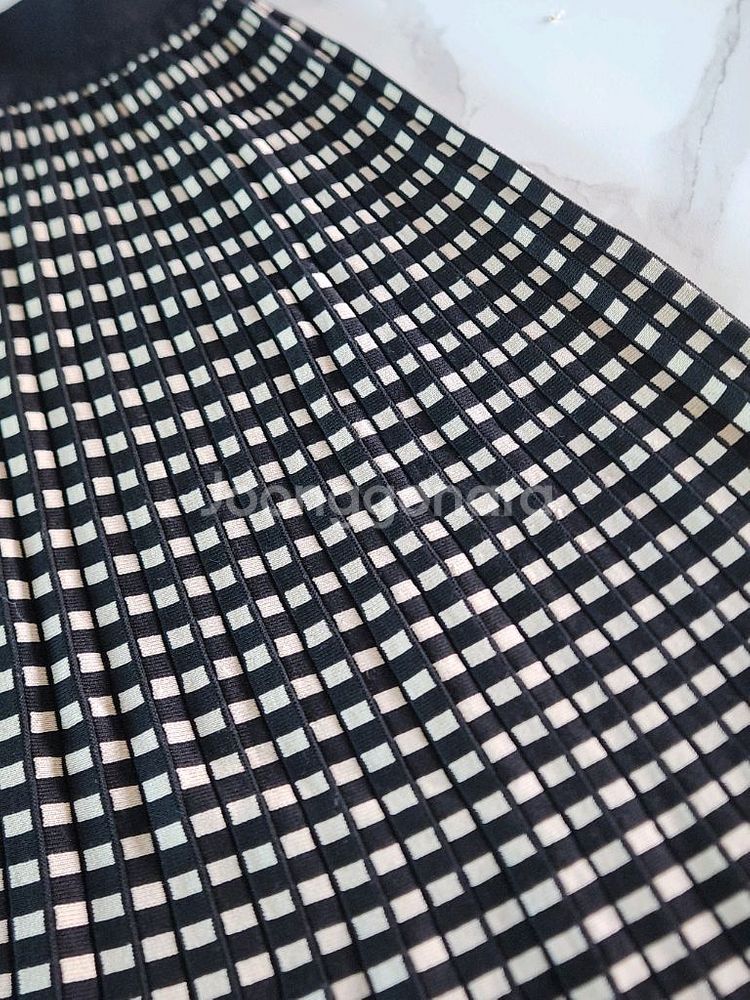 체크 니트 밴딩 플리츠스커트--4