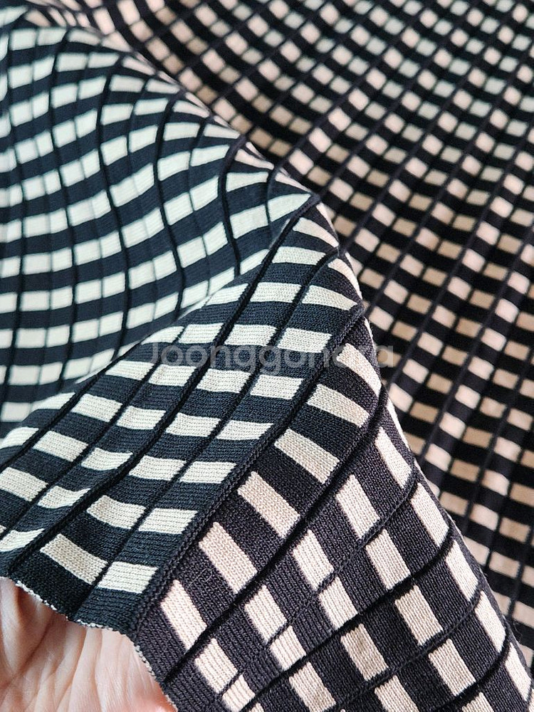 체크 니트 밴딩 플리츠스커트--6