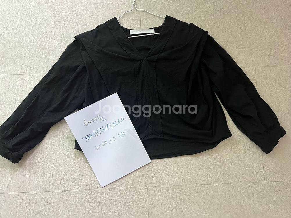 iro(이로) 블랙 블라우스 36사이즈--0