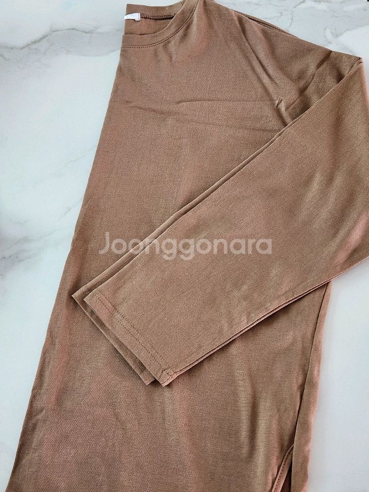 (새상품) system 시스템 레더 베스트+ 티셔츠--9