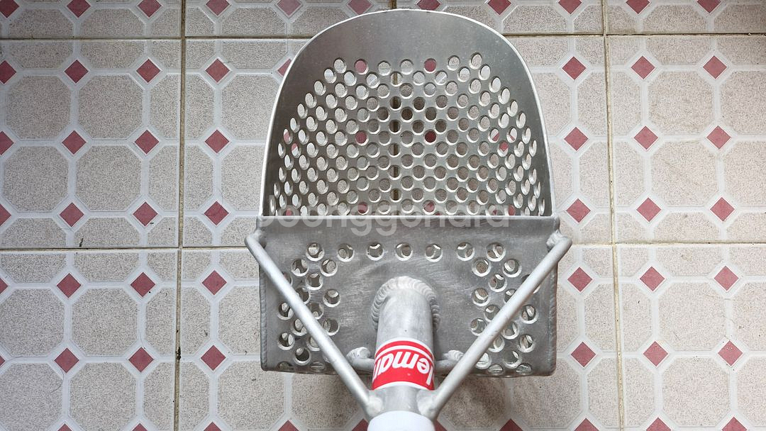 금속탐지용 우크라이나산 고급알루미늄 경량스쿱 [8인치]--0