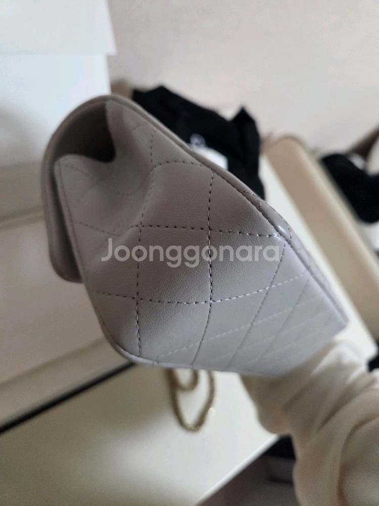 샤넬 뉴미디 탑핸들 그레이--3