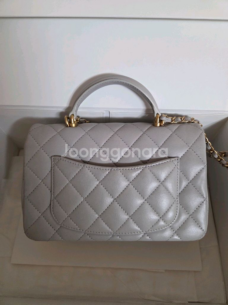 샤넬 뉴미디 탑핸들 그레이--1