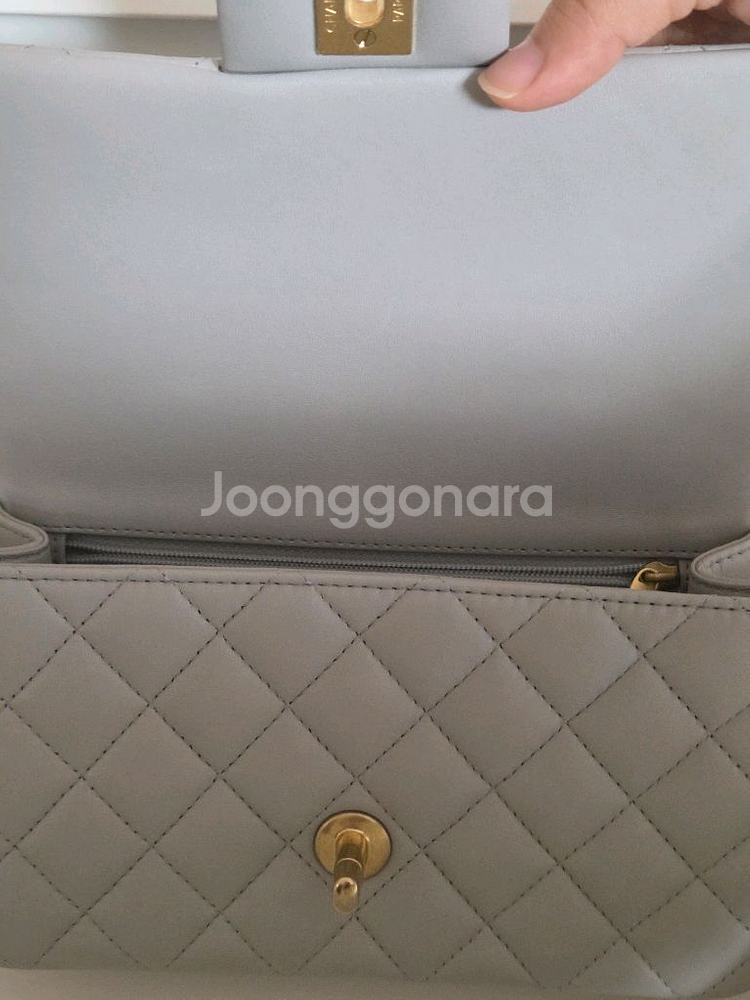 샤넬 뉴미디 탑핸들 그레이--6