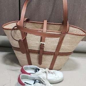 바니스뉴욕 마르쉐 라탄백 골든구스 240