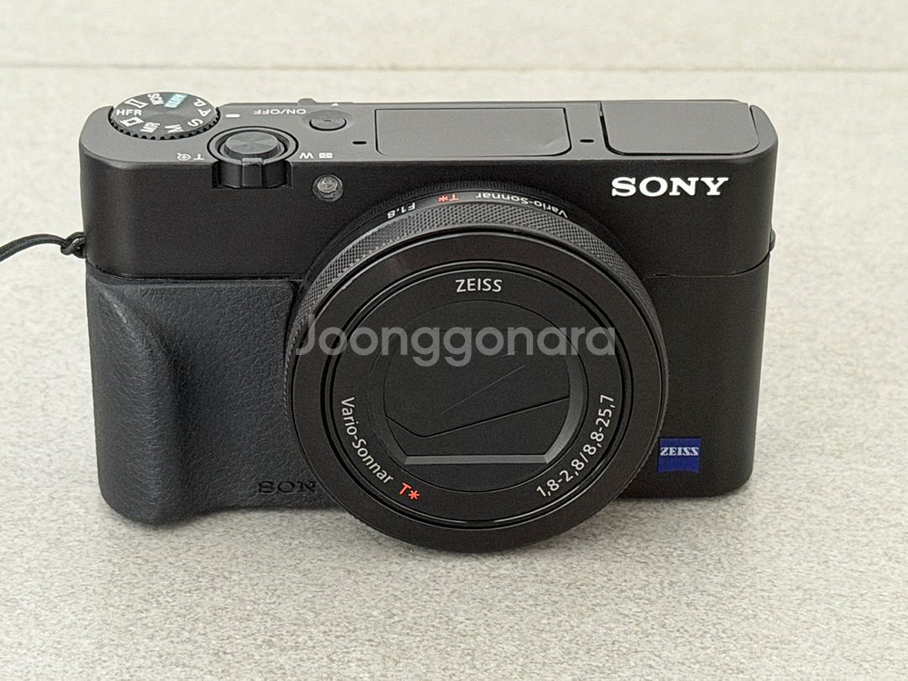 소니RX100V+슈팅그립+배터리2+가죽케이스 판매합니다--1