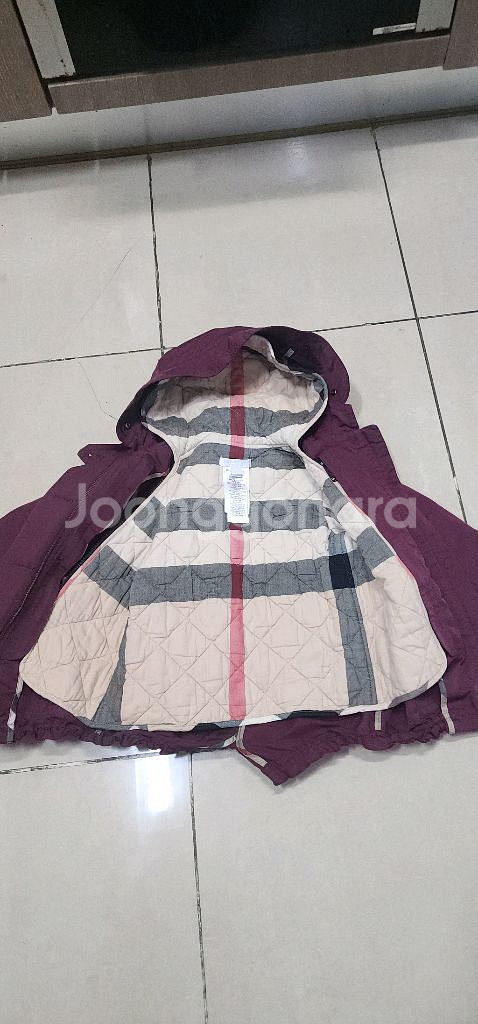 버버리 키즈 야상 누빔내피 포함 2y--3