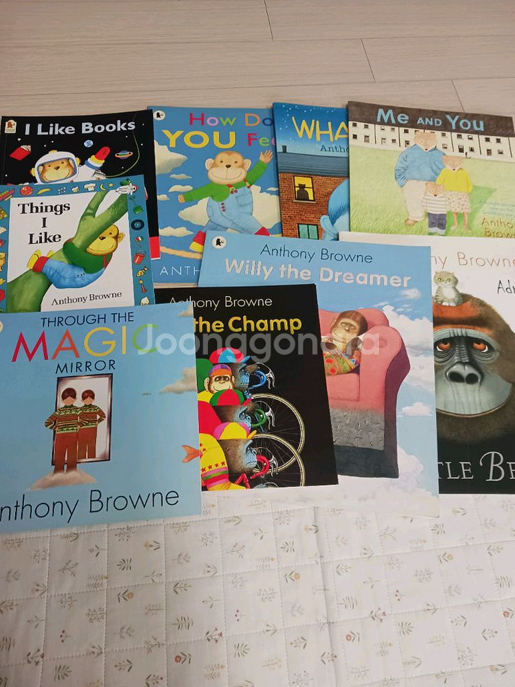 앤써니브라운 모 윌림스 레디투리드 올리비아--0