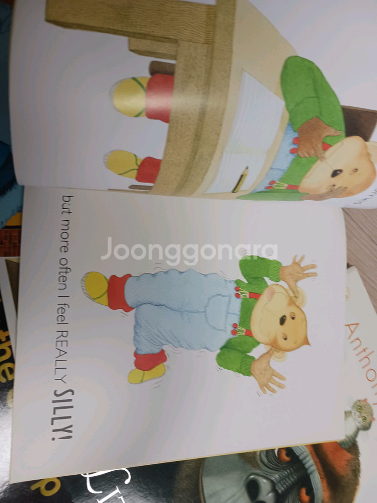 앤써니브라운 모 윌림스 레디투리드 올리비아--1