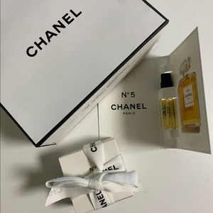 샤넬 레드 까멜리아 립 앤 치크 1호