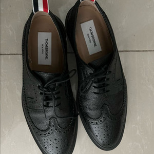 톰브라운 MFD002H 페블레더 구두 260 판매