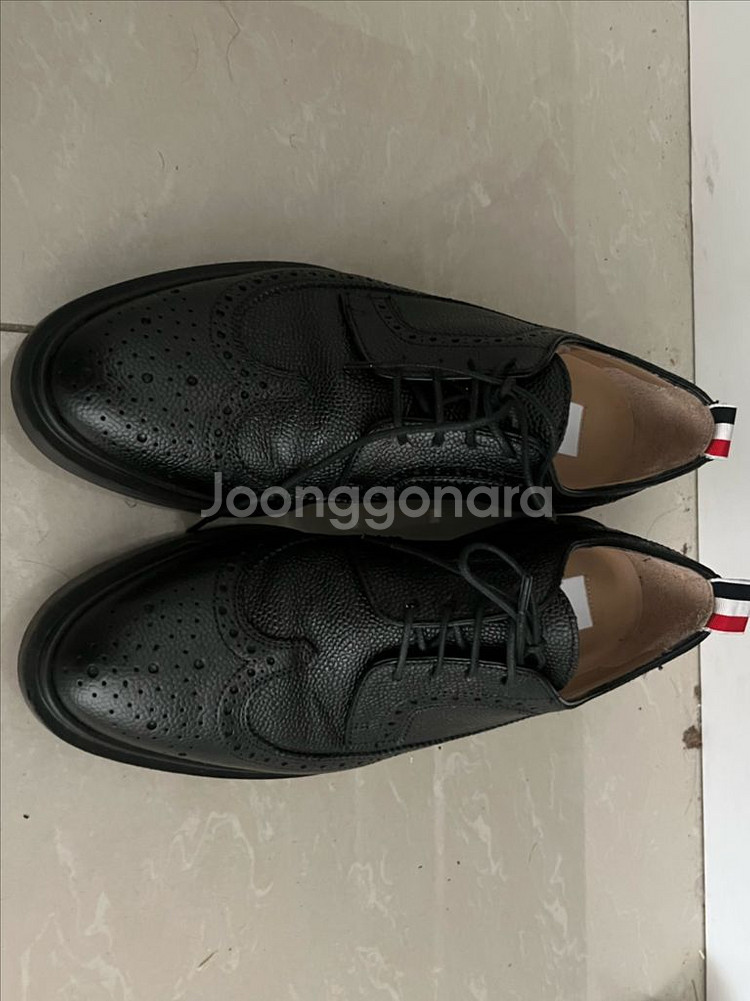 톰브라운 MFD002H 페블레더 구두 260 판매--2