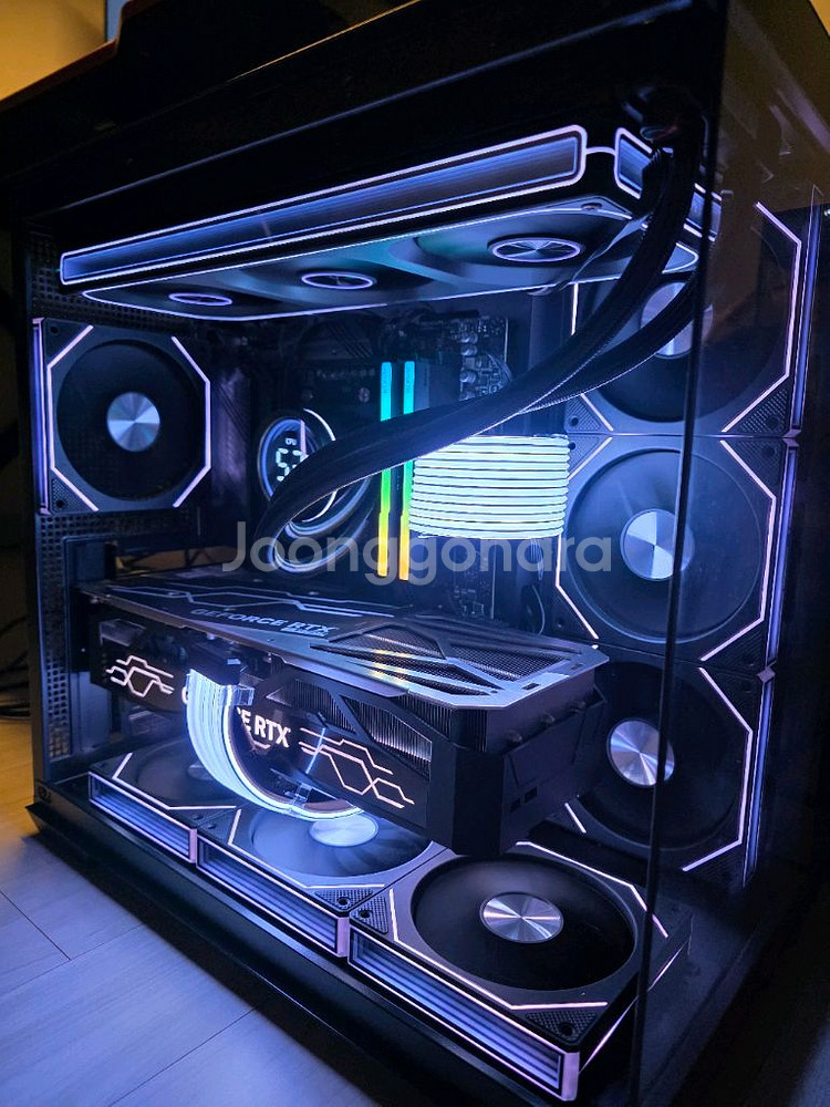 라이젠9 7950X3D RTX4080S 본체 팝니다--1