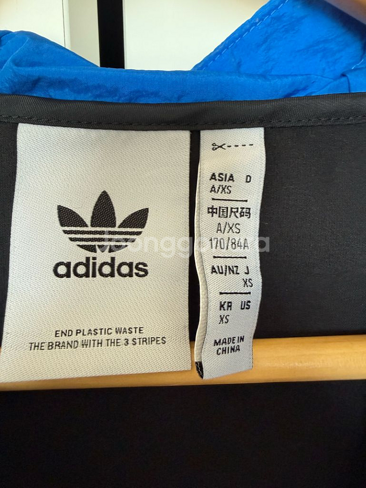 아디다스 275C 바람막이 아노락 후드 판매합니다--1